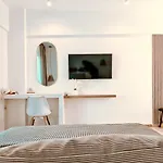 My Place Modern Living Lejlighed *